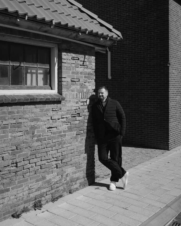 Cybergroup_Steven_Berkeley_4